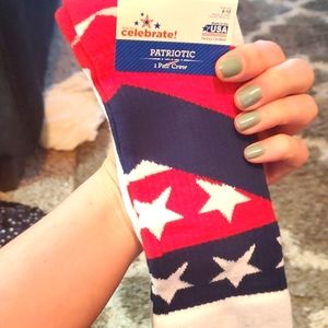 Patriotic crew socks sizes 6-12